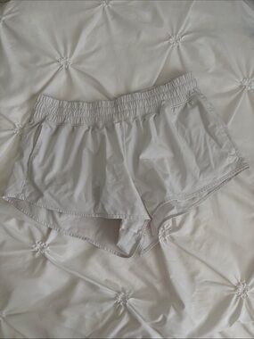 AERIE Offline White Running Shorts (NEW Without Tags!)